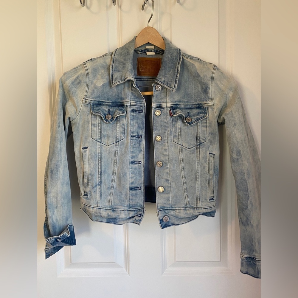 Levi’s stonewashed short denim jacket XS